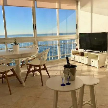 Los Fernandos, 1st Line Beachfront Poniente, 2 Bedroom Ocean Terrace Benidorm